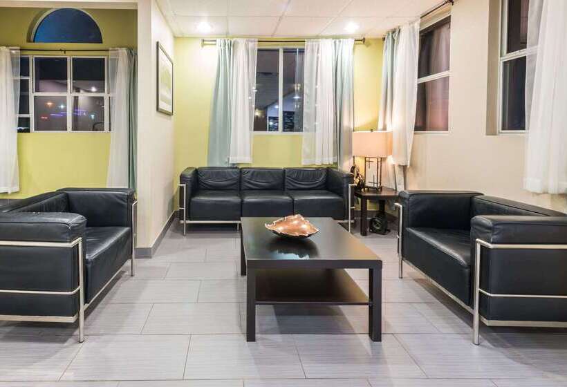 Microtel Inn & Suites By Wyndham Ft. Worth North/at Fossil