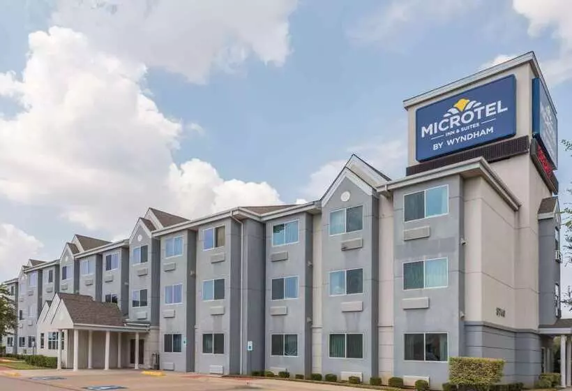 Microtel Inn & Suites By Wyndham Ft. Worth North/at Fossil