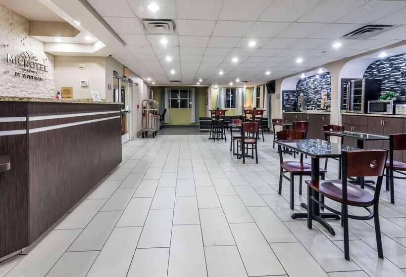 Microtel Inn & Suites By Wyndham Ft. Worth North/at Fossil