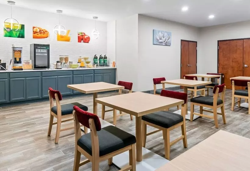 Microtel Inn & Suites By Wyndham Ft. Worth North/at Fossil