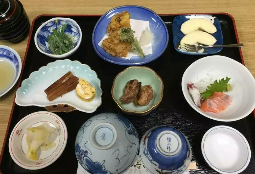 Hotelli Kimatsu Ryokan