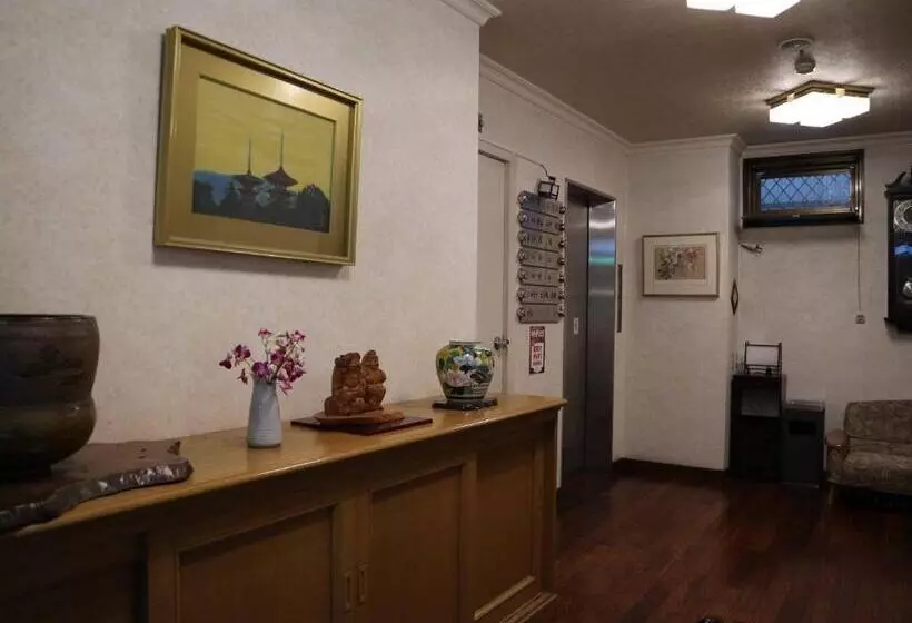 Hotelli Kimatsu Ryokan