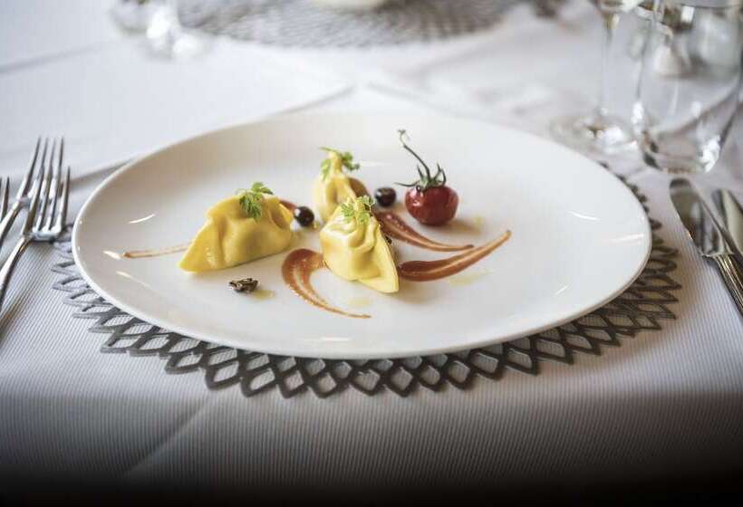 בית מלון כפרי Post Alpina Family Mountain Chalets