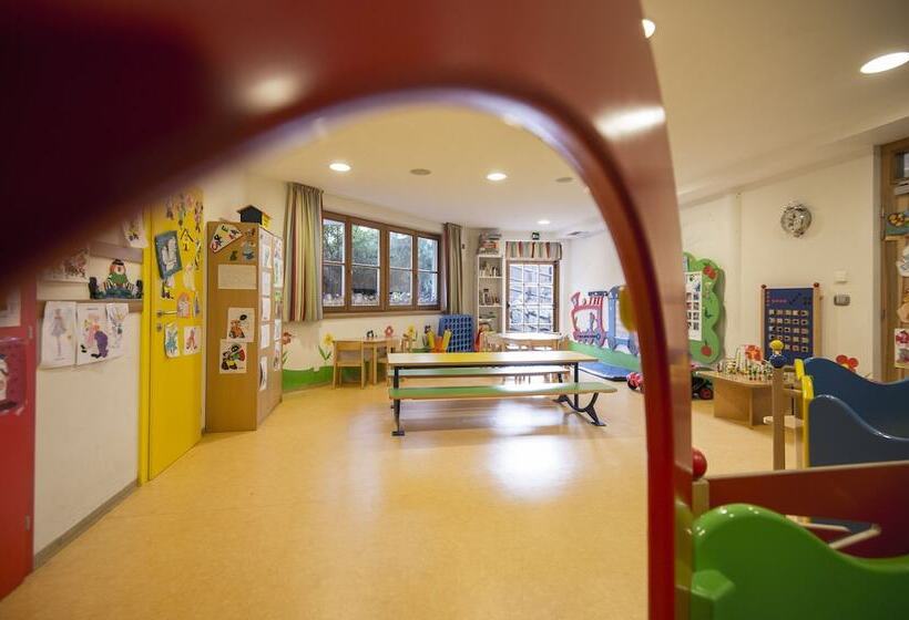 בית מלון כפרי Post Alpina Family Mountain Chalets