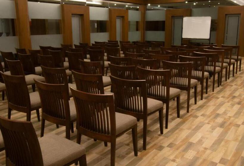 ホテル Al Massa Grand