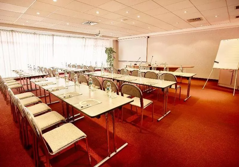 호텔 Continental Forum Oradea