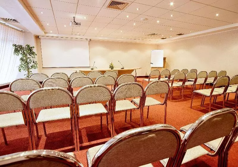 호텔 Continental Forum Oradea