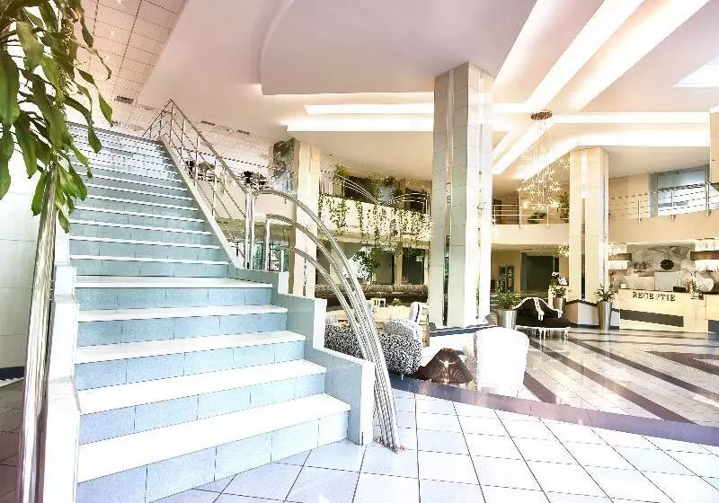 호텔 Continental Forum Oradea