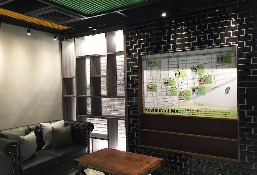 هتل Green World Triplebeds