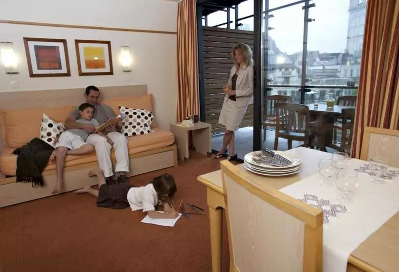 Hotel Le Moulin Des Cordeliers S4