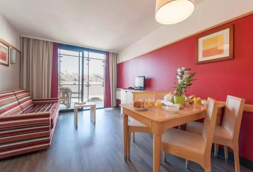 Hotel Le Moulin Des Cordeliers S4