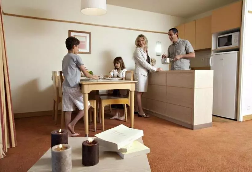 Hotel Le Moulin Des Cordeliers S4