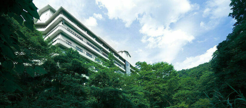 בית מלון כפרי Royal Yamanaka Onsen Kajikaso