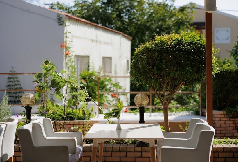 בית מלון כפרי Louvre