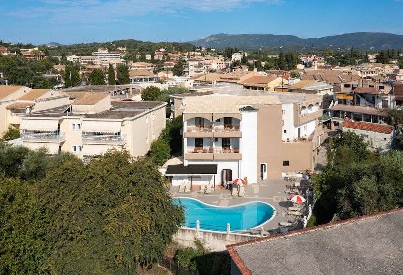 בית מלון כפרי Louvre