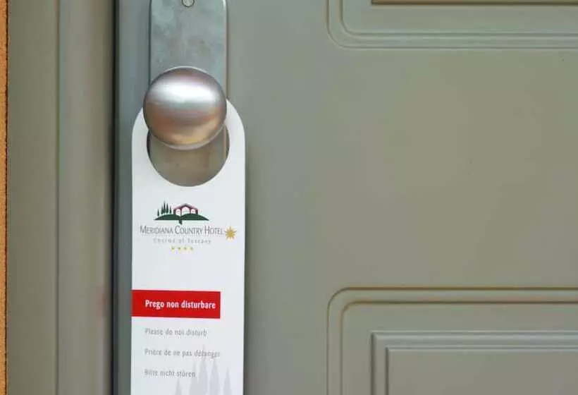 Отель Meridiana Country