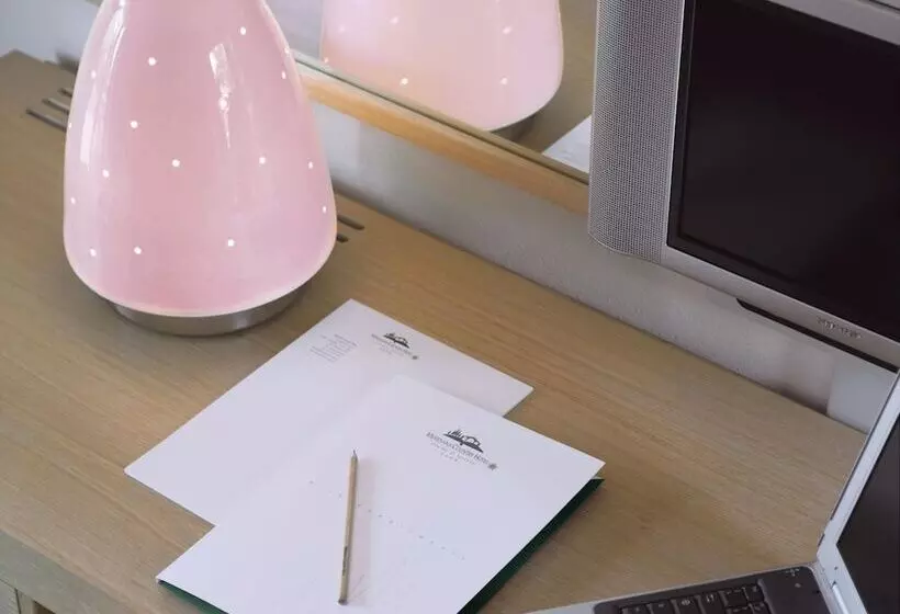 Отель Meridiana Country