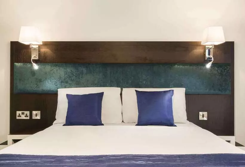 호텔 Ramada Oxford