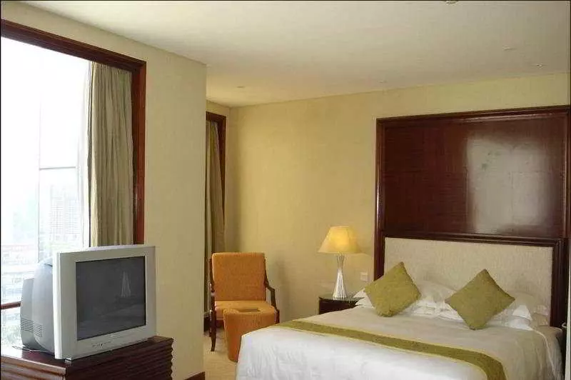 בית מלון כפרי Regal Plaza