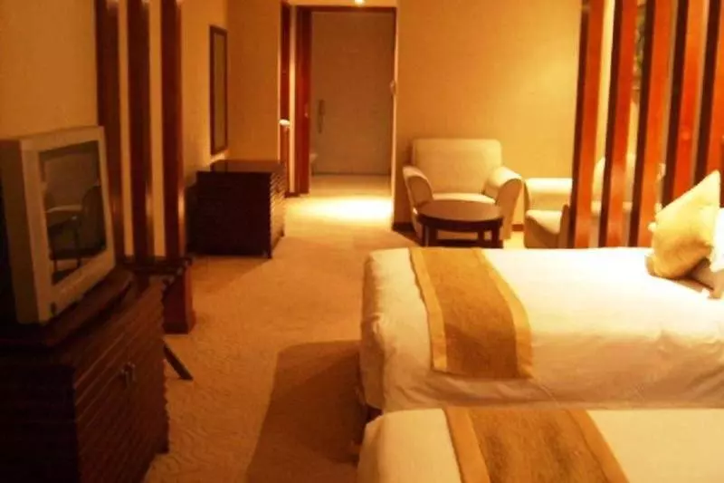 בית מלון כפרי Regal Plaza