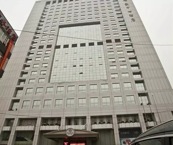 בית מלון כפרי Regal Plaza