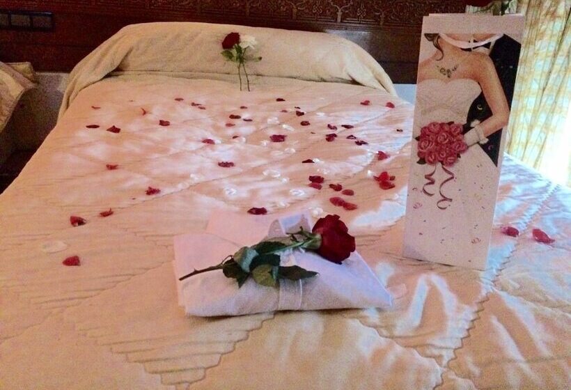 فندق Sidi Harazem