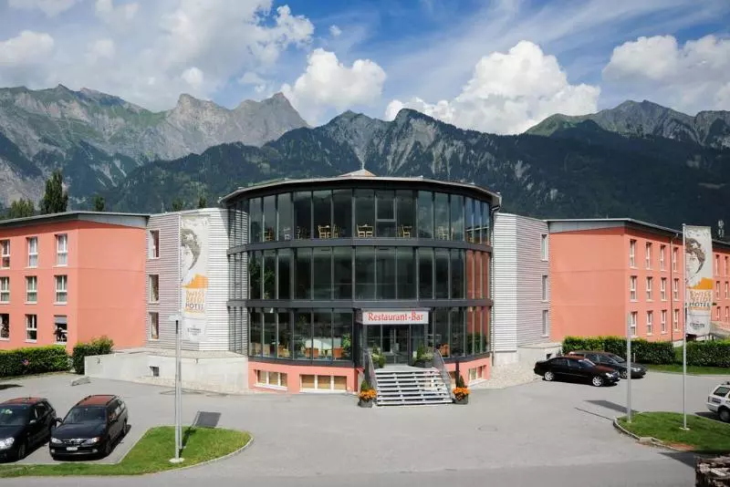 Отель Swiss Heidi