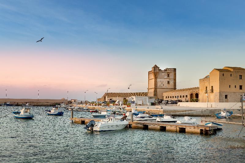 בית מלון כפרי La Tonnara Di Bonagia Resort