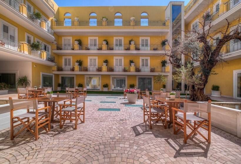 Victoria Palace Hotel & Zen Wellness