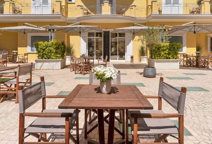 Victoria Palace Hotel & Zen Wellness