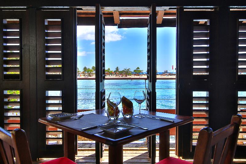 Mahogany Hotel Residence & Spa