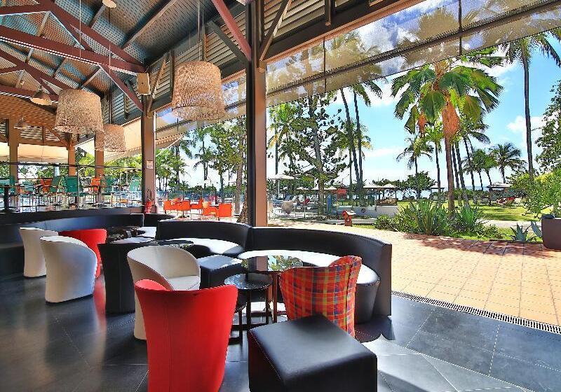 Mahogany Hotel Residence & Spa