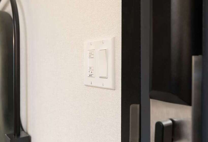 Pennyweight Hotel Boston, Curio Collection By Hilton