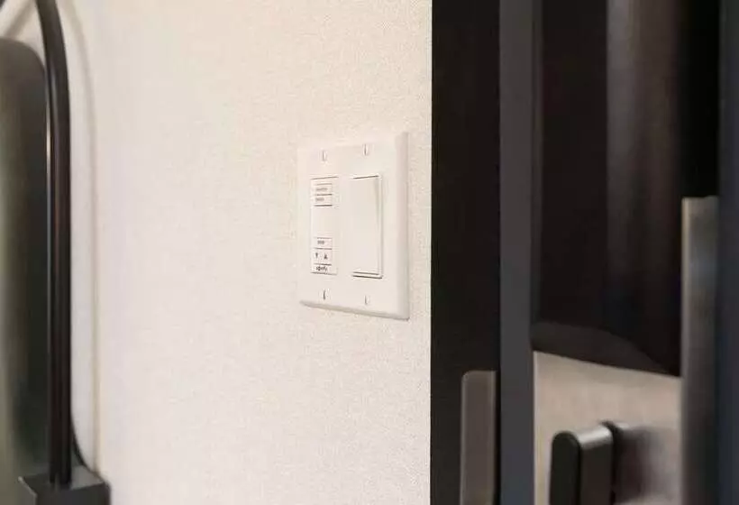 Pennyweight Hotel Boston, Curio Collection By Hilton