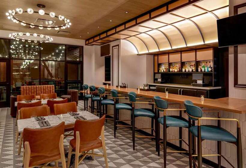 Pennyweight Hotel Boston, Curio Collection By Hilton