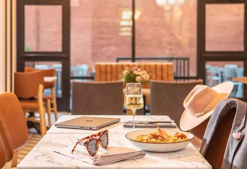 Pennyweight Hotel Boston, Curio Collection By Hilton