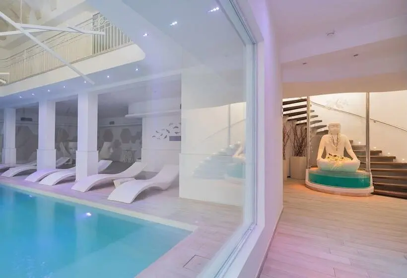 Victoria Palace Hotel & Zen Wellness