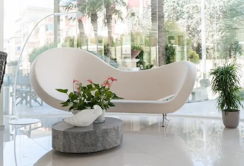 Victoria Palace Hotel & Zen Wellness