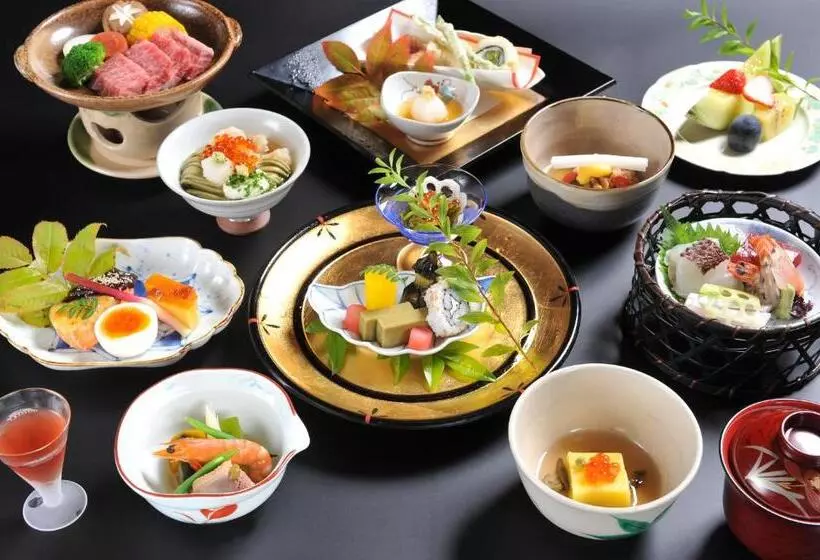 Watazen Ryokan   Established In 1830