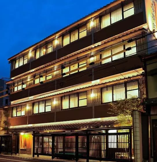 Watazen Ryokan   Established In 1830