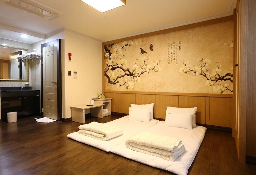 ホテル Tongyeong Anchovy Tourist