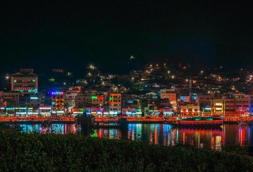 ホテル Tongyeong Anchovy Tourist