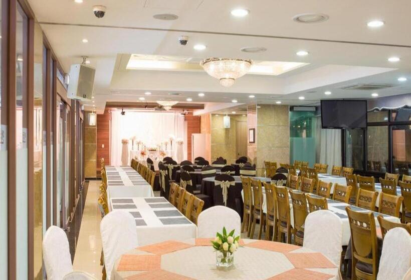 ホテル Tongyeong Anchovy Tourist