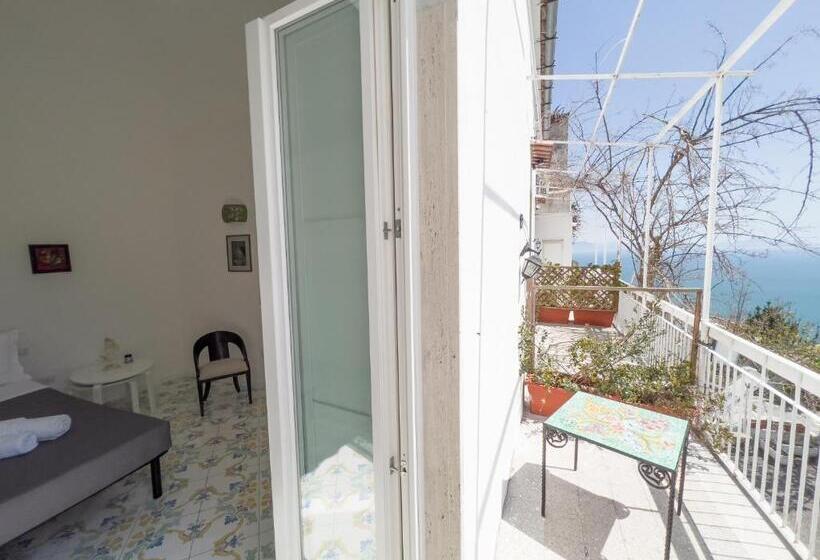 مبيت وإفطار Casa Niná