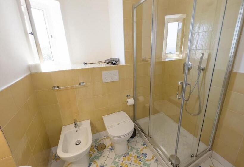 مبيت وإفطار Casa Niná