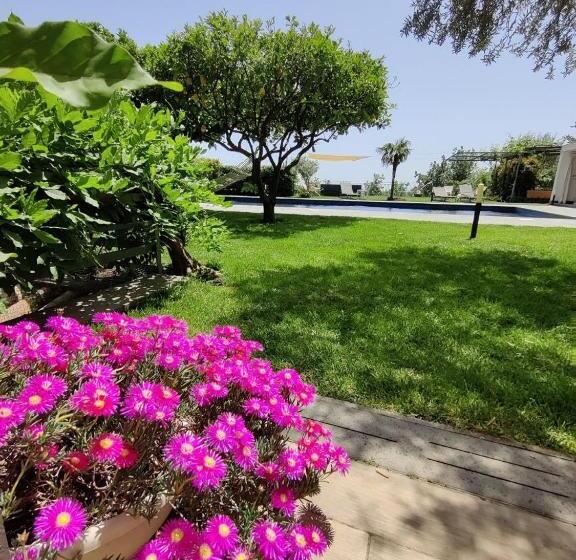 تختخواب و صبحانه Etna Bike Holiday