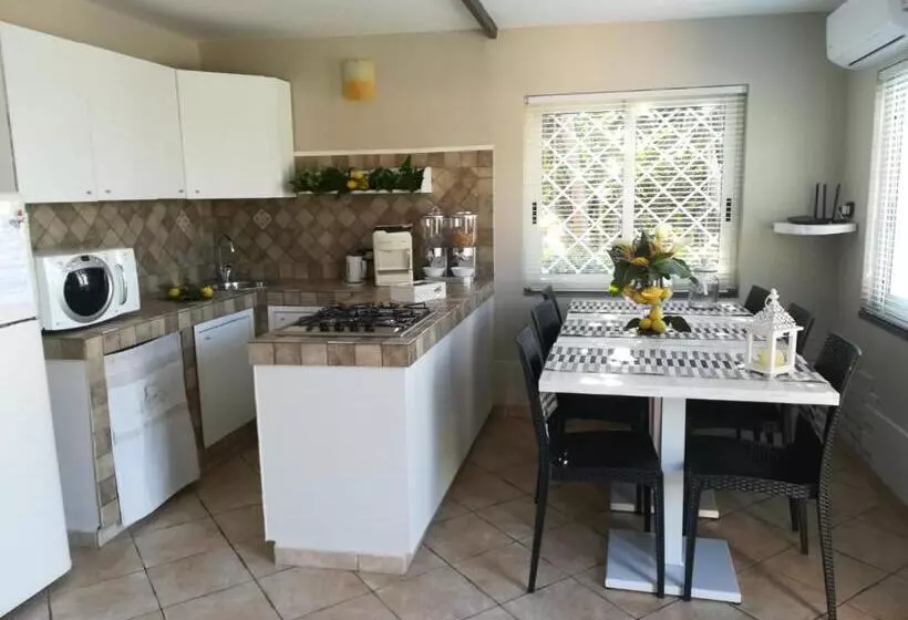 Aamiaismajoitus (B&B) La Mariposa De La Reina