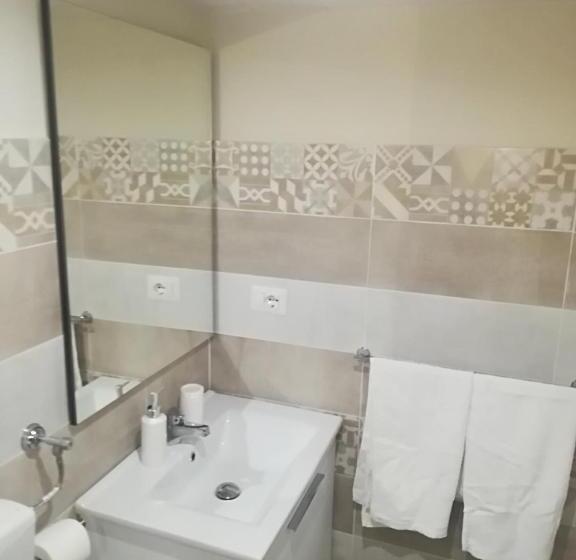 تختخواب و صبحانه La Mariposa De La Reina