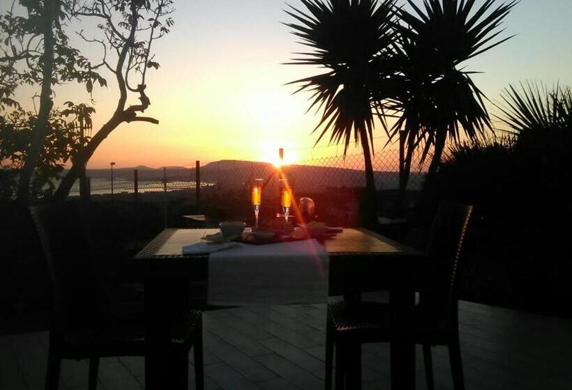 تختخواب و صبحانه La Mariposa De La Reina