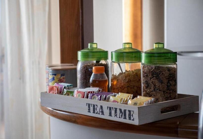 تختخواب و صبحانه Terra Di Sole